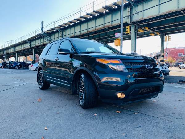 2014 Ford Explorer 4WD SPORT Edition Clean CarFax 29 Records - cars... for sale in Brooklyn, NY – photo 2