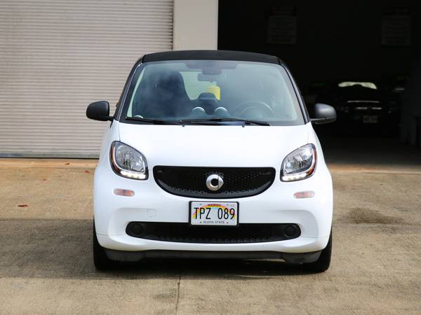 2017 Smart Fortwo Passion Hatchback, Auto, 3-Cyl Turbo, Low Miles -... for sale in Pearl City, HI – photo 2