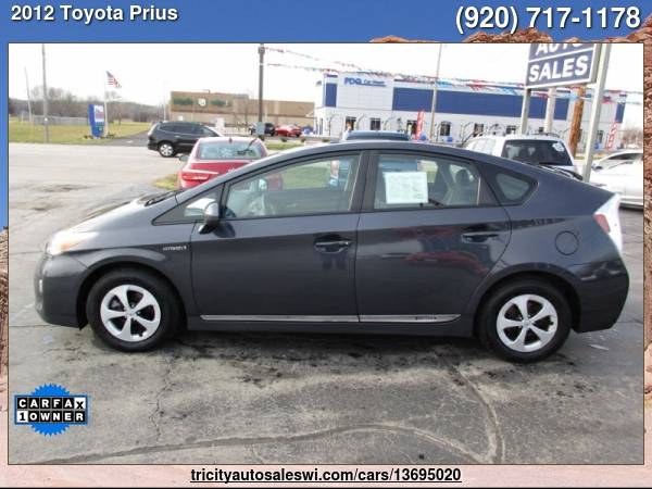 2012 Toyota Prius Three 4dr Hatchback Family owned since 1971 - cars... for sale in MENASHA, WI – photo 2