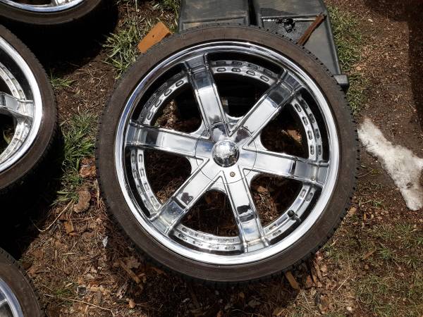 22 inch Chrome 6 spoke for sale in Florissant, CO – photo 4