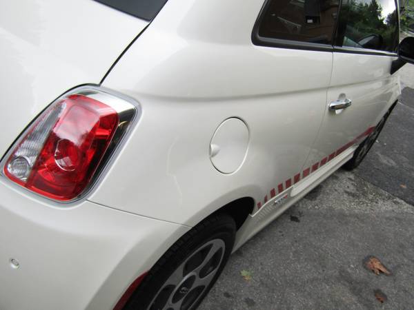 2015 Fiat 500e, Panorama Roof, Like New for sale in Yonkers, NY – photo 14