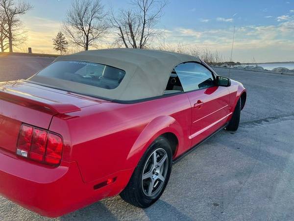 2006 Ford Mustang - Financing Available! - cars & trucks - by dealer... for sale in Junction City, OK – photo 16