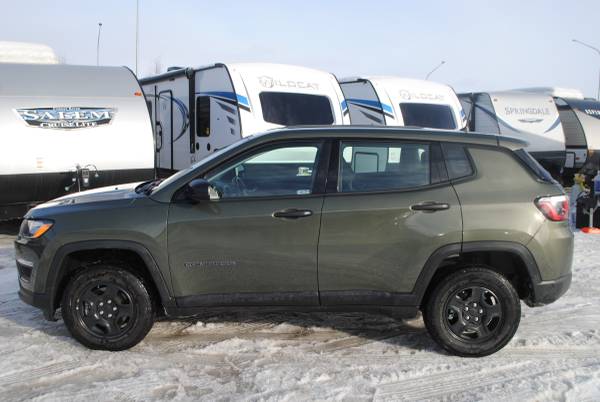 2018 Jeep Compass Sport, 2 4L, I4, 4x4, Great MPG, Low Miles! for sale in Anchorage, AK – photo 2