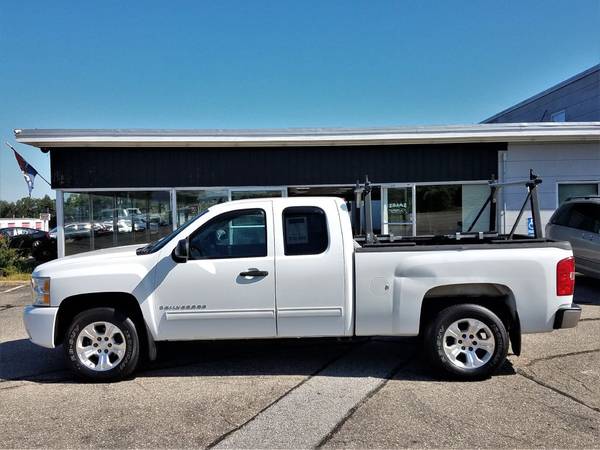 2009 Chevy Silverado 1500 LT Ext Cab 4WD, 162K, 5.3L V8, Tow, AC, CD for sale in Belmont, ME – photo 6
