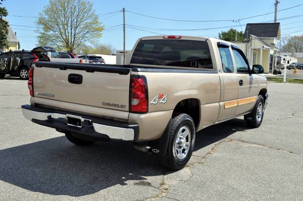 2004 Chevy Silverado 1500 Extended cab 4x4 - - by for sale in Tiverton , RI – photo 5
