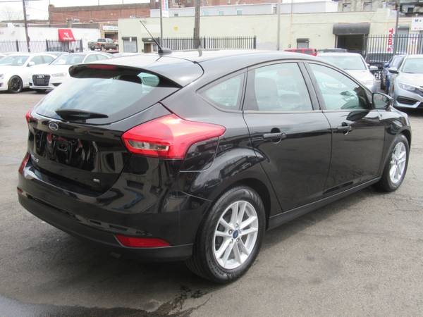 EVERYONE APPROVED! 2018 Ford Focus SE hatchback for sale in Philadelphia, PA – photo 5