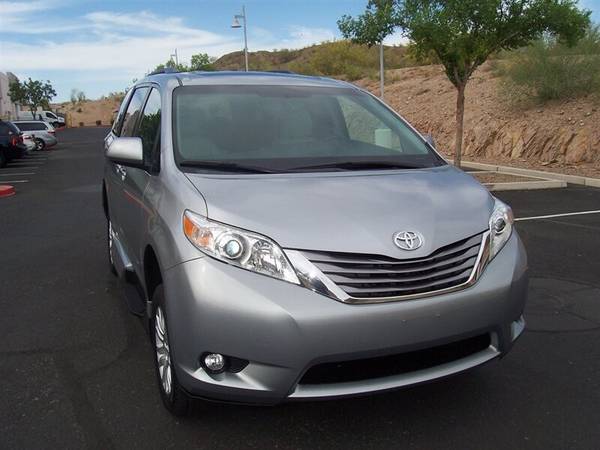 2015 Toyota Sienna XLE Wheelchair Handicap Mobility Van - cars & for sale in Phoenix, WI – photo 19