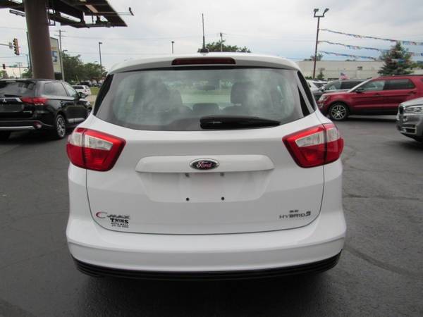 2015 Ford C-Max Hybrid SE - cars & trucks - by dealer - vehicle... for sale in Rockford, IL – photo 7