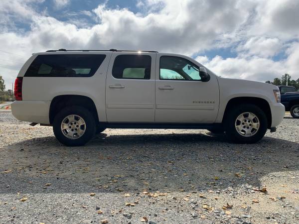 2011 CHEVROLET SUBURBAN LT 4X4 LOADED!! for sale in Thomasville, NC – photo 4