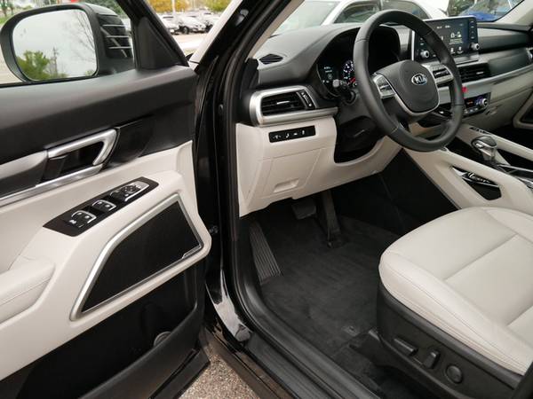 2020 Kia Telluride S - - by dealer - vehicle for sale in VADNAIS HEIGHTS, MN – photo 11