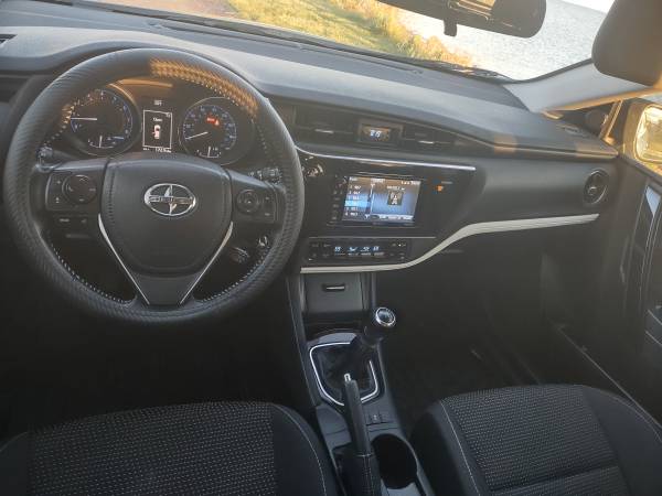 2016 Toyota/scion im suv crossover 40mpg - - by for sale in Saint Clair Shores, MI – photo 7