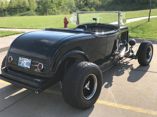 Beautiful 1932 Ford Roadster with Removable Hardtop - cars & trucks... for sale in Allen, TX – photo 13