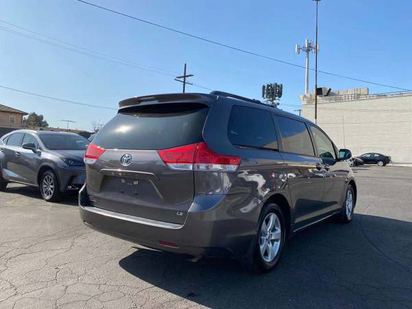 2012 Toyota Sienna LE - cars & trucks - by owner - vehicle... for sale in Rosemead, CA – photo 4