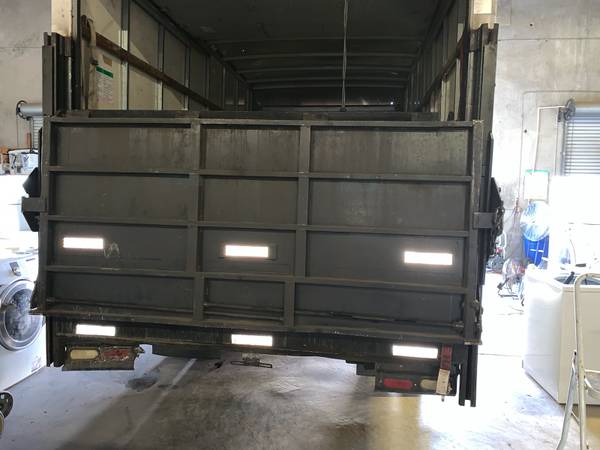 '08 Int 16ft Box Truck LOW MILES for sale in Sacramento , CA – photo 2