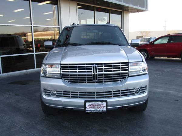 2013 *Lincoln* *Navigator* *4WD 4dr* - cars & trucks - by dealer -... for sale in Council Bluffs, NE – photo 2
