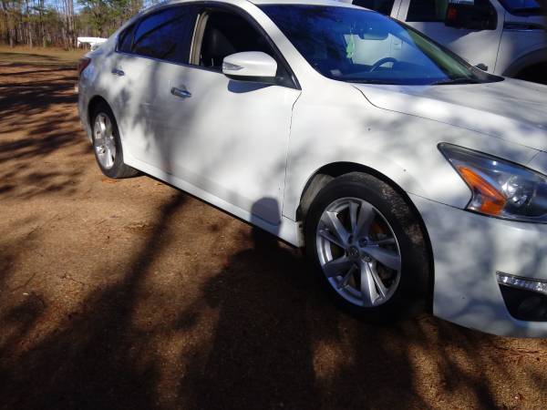 Nissan Altima SL 2013 - cars & trucks - by owner - vehicle... for sale in Kosciusko, MS – photo 3