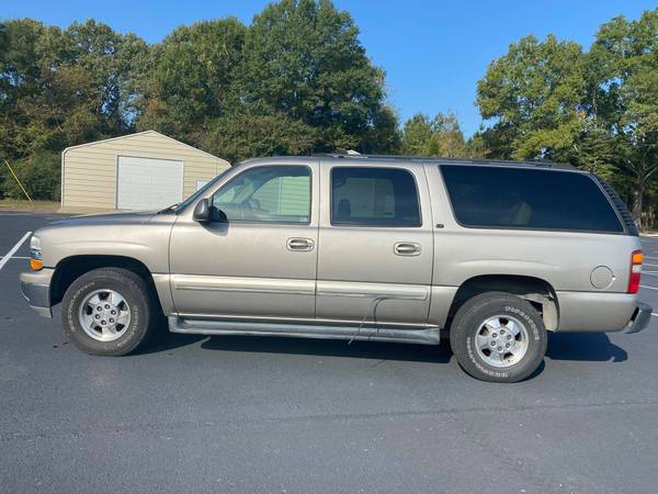2002 Chevy Suburban 1500 - cars & trucks - by dealer - vehicle... for sale in Greenbrier, AR – photo 8