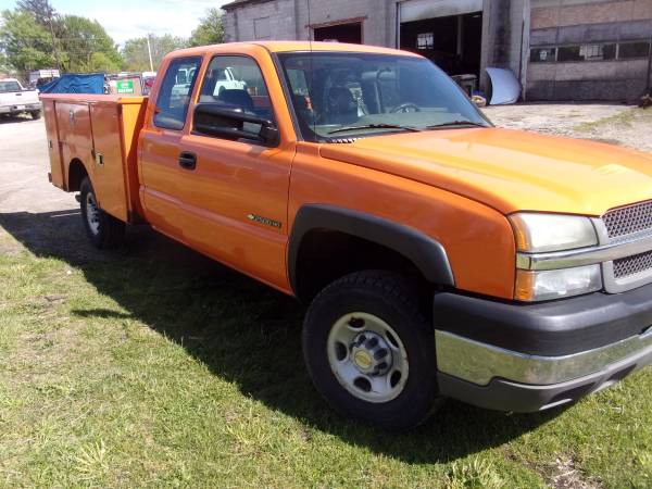 2004 Chevrolet 2500 HD Xtra Cab Utility for sale in Galion, OH – photo 11