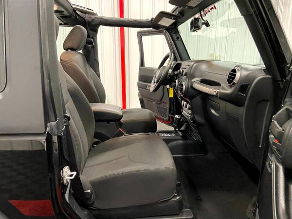 2018 Jeep Wrangler JK Utility Sport hatchback Black for sale in Branson West, MO – photo 18