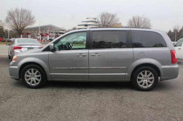 2016 Chrysler Town Country 4dr Wgn Touring - - by for sale in Trevose, PA – photo 4