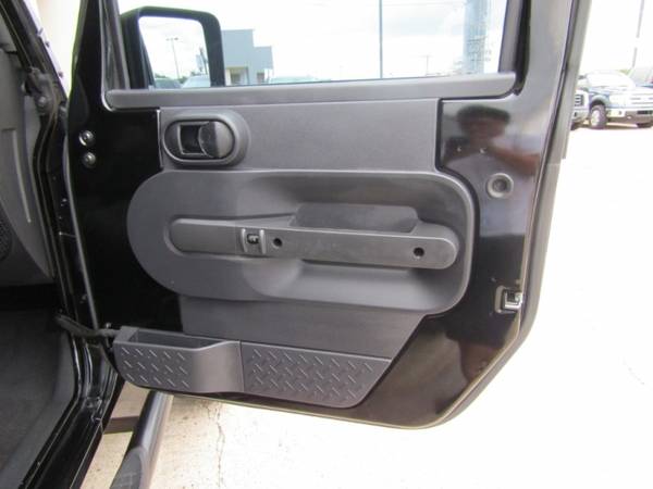 2009 Jeep Wrangler Unlimited RWD 4dr X for sale in Watauga (N. Fort Worth), TX – photo 16