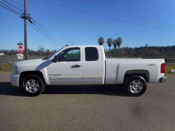 REDUCED PRICE!!!! 2007 CHEVY 1500 EXTENDED CAB 4X4 SILVERADO for sale in Anderson, CA