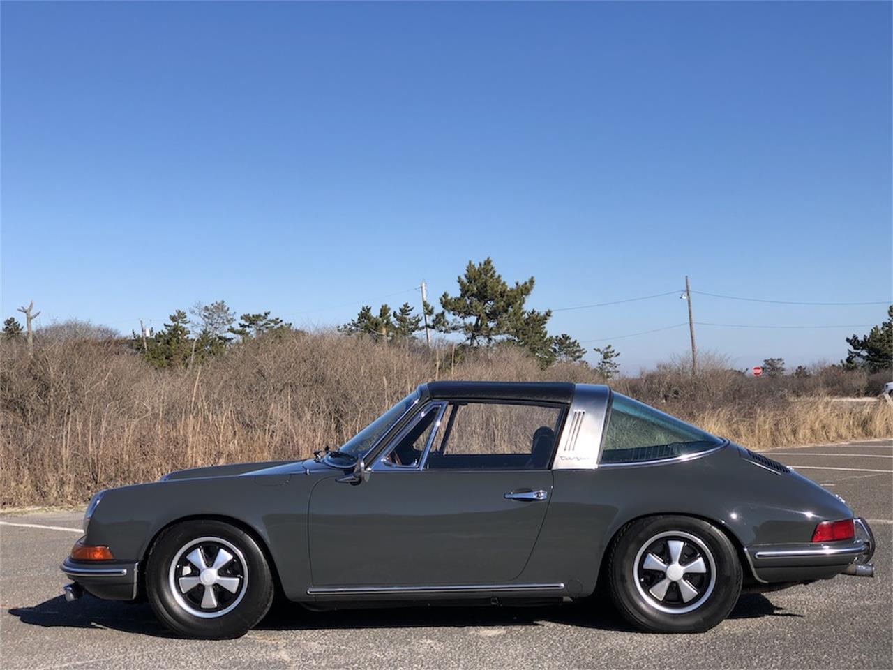1969 Porsche 911T for sale in Southampton, NY – photo 12