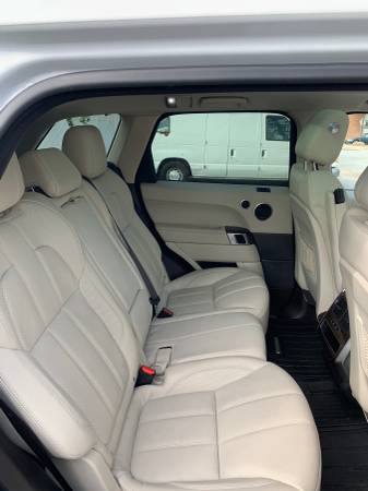 2014 LAND ROVER RANGE ROVER SPORT HSE 4WD - Mint Cond - Private Sale for sale in Farmingdale, NY – photo 8