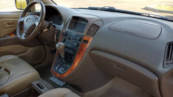 2000 Lexus 300 AWD - - by dealer - vehicle automotive for sale in Meridian, ID – photo 9