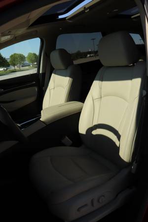 2020 Buick Enclave Essence 9K MILES ONLY - - by for sale in Omaha, NE – photo 17