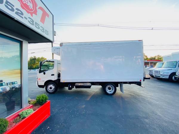 2014 HINO 195 16FT THERMO KING + NO CDL **NJTRUCKSPOT**NEGOTIABLE -... for sale in South Amboy, NY – photo 7