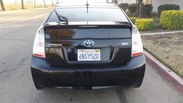 2010 Toyota Prius, New Hybrid Battery from Toyota, CLEAN TITLE -... for sale in Selma, CA – photo 4