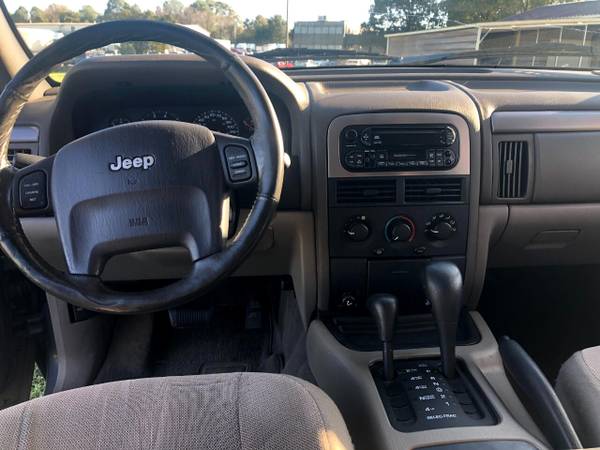 2001 Jeep Grand Cherokee 4dr Laredo 4WD - cars & trucks - by dealer... for sale in Greensboro, NC – photo 12