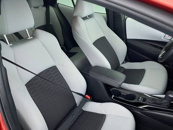 2019 Toyota Corolla Hatchback SE Hatchback 4D hatchback Red -... for sale in Springfield, MA – photo 18