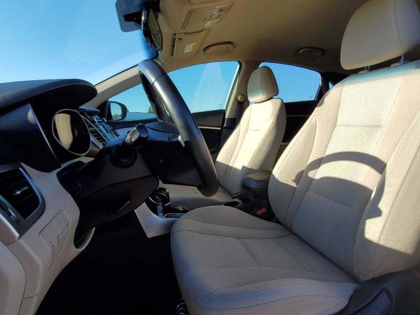 2013 Hyundai Elantra GT Hatchback 4D hatchback White - FINANCE... for sale in Fort Worth, TX – photo 23