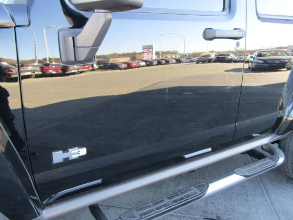 2007 *HUMMER* *H3* *4WD 4dr SUV* Black - cars & trucks - by dealer -... for sale in Omaha, NE – photo 24