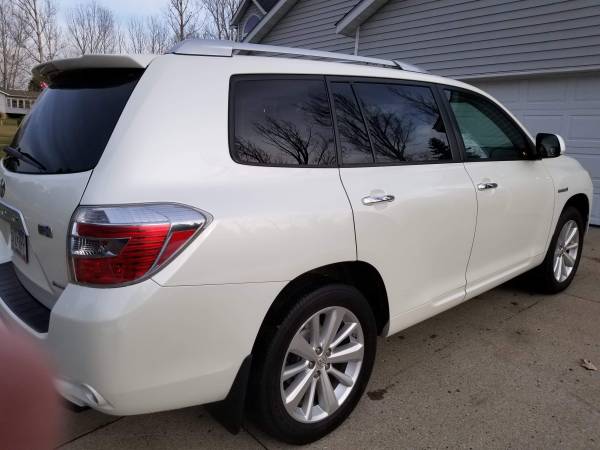 2009 Toyota Highlander Limited Hybrid Sport Utility 4D AWD - cars &... for sale in Fergus Falls, ND – photo 6