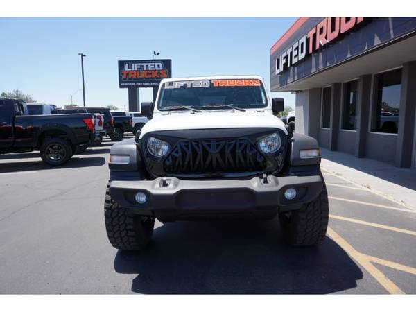 2018 Jeep Wrangler Unlimited SAHARA 4X4 SUV 4x4 Passen - Lifted for sale in Phoenix, AZ – photo 2