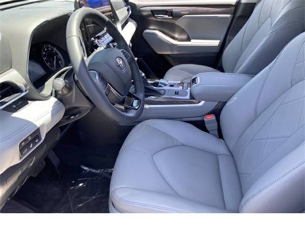 New 2021 Toyota Highlander Platinum/4, 543 below Retail! - cars & for sale in Scottsdale, AZ – photo 11