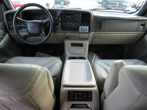 2002 GMC Yukon 4WD BUY HERE / PAY HERE !! - cars & trucks - by... for sale in TAMPA, FL – photo 3