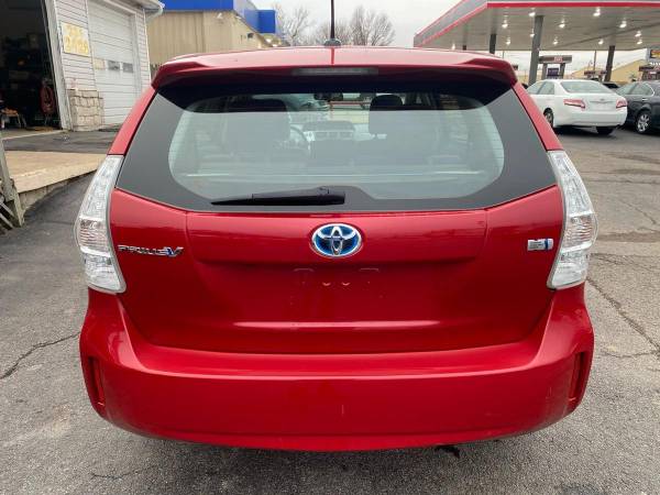 2013 Toyota Prius v Five 4dr Wagon FREE CARFAX ON EVERY VEHICLE! for sale in Sapulpa, OK – photo 13