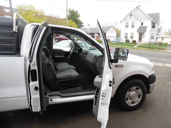 2006 Ford F-150 XL Pickup - - by dealer - vehicle for sale in New Britain, CT – photo 10