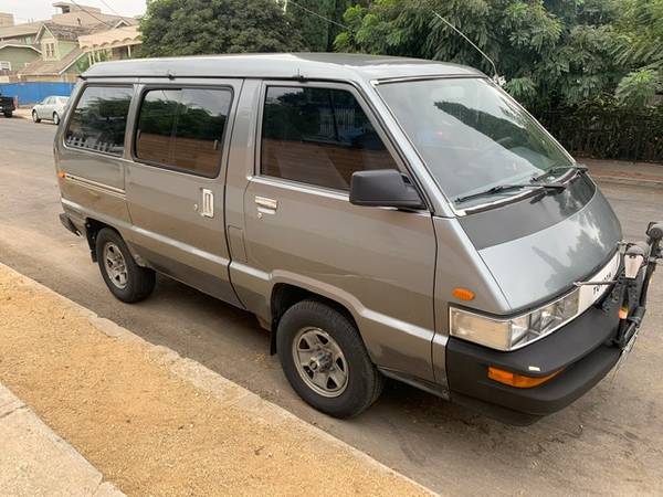 1989 Toyota Van 4x4 excellent condition - cars & trucks - by owner -... for sale in Los Angeles, CA – photo 22