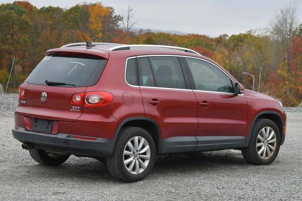 2011 *Volkswagen* *Tiguan* *SE* 4Motion - cars & trucks - by dealer... for sale in Naugatuck, CT – photo 5