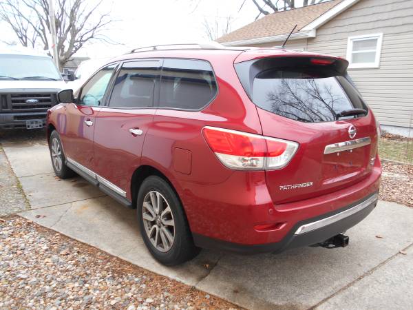 2014 Nissan Pathfinder SL 4WD - - by dealer - vehicle for sale in Mishawaka, IN – photo 5