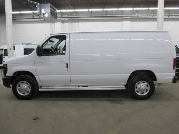 2009 Ford E-250 Econoline Cargo Van - - by dealer for sale in Highland Park, IL – photo 5