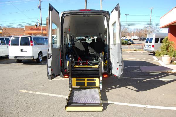 HANDICAP ACCESSIBLE WHEELCHAIR LIFT EQUIPPED VAN.....UNIT# 2293FHT -... for sale in Charlotte, NC – photo 7