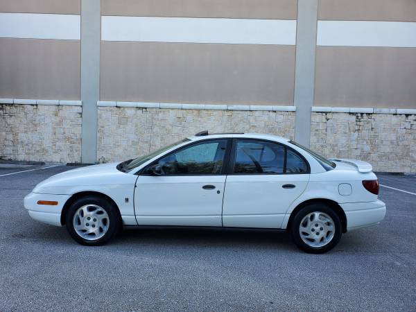 2002 Saturn SL Alloy Wheels CD Cold AC 5 Speed Manual 40mpg - cars &... for sale in Palm Coast, FL – photo 5