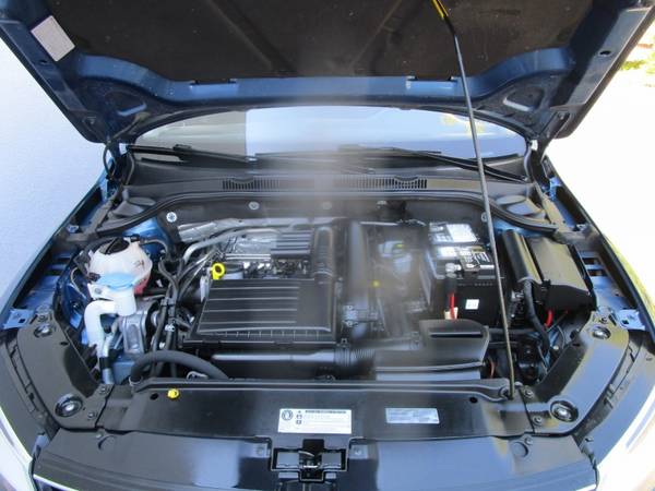 2016 Volkswagen Jetta 1.4T - GAS SAVER - GREAT COMMUTER CAR - AC... for sale in Sacramento , CA – photo 16