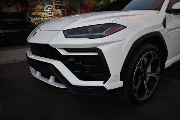 2019 Lamborghini Urus Base AWD 4dr SUV SUV - cars & trucks - by... for sale in Miami, NY – photo 10